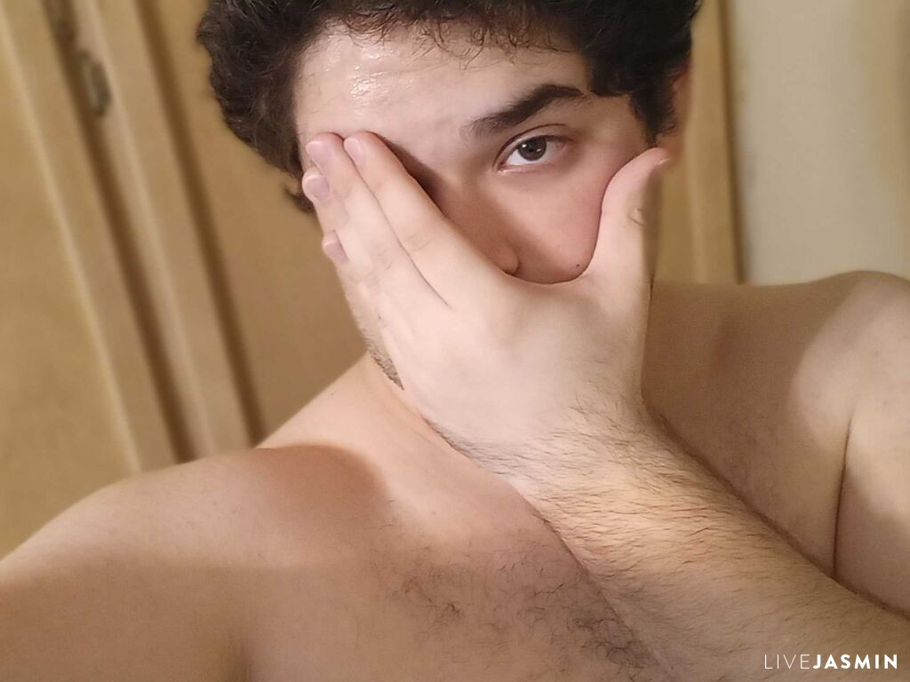 View JohnCharles on AlwaysCamBoys