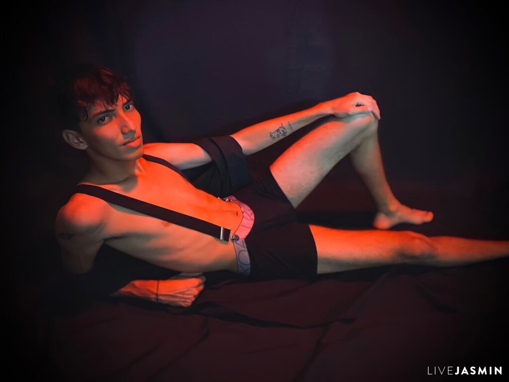 MaikolOrtiz male cam profile