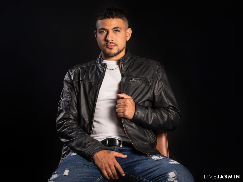 PaulRivera male cam profile
