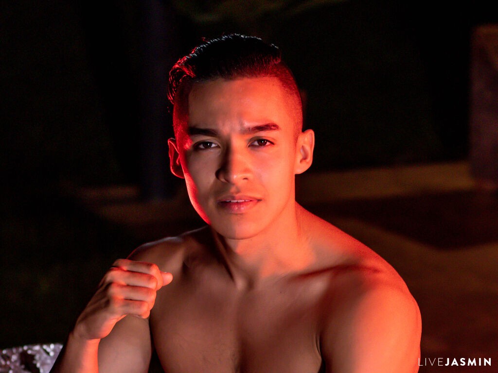 ScottWilliams male cam profile